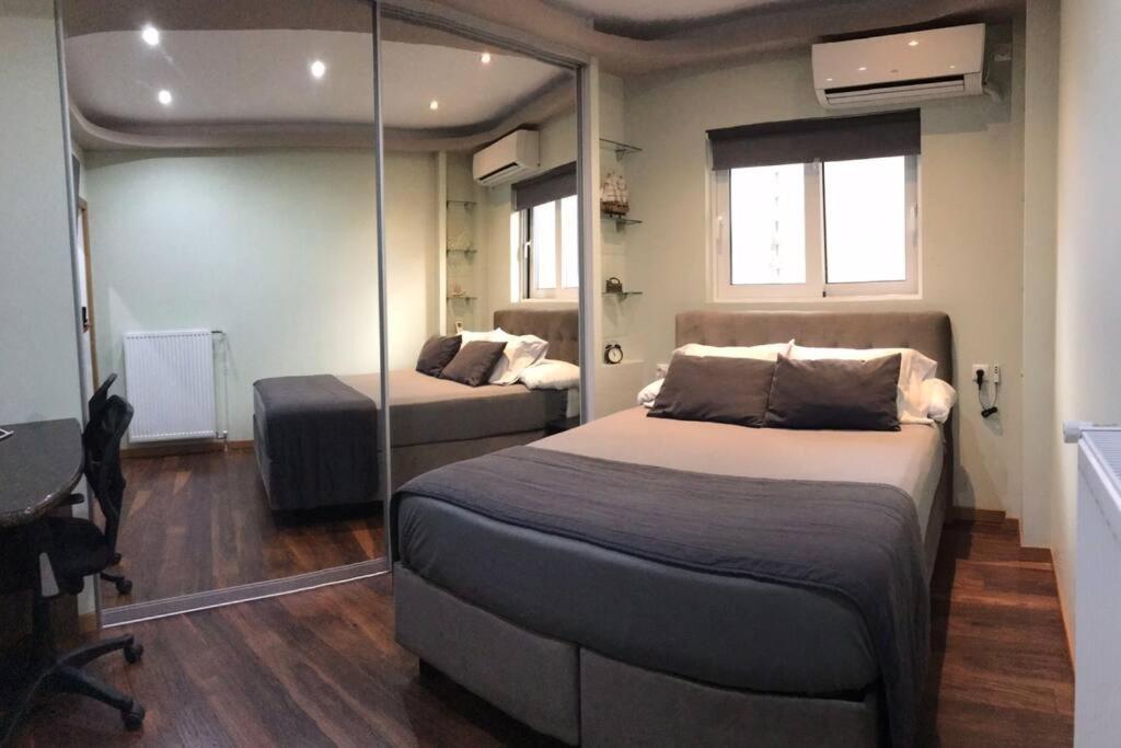 Finer Things Flisvos Beach Condo In Palaio Faliro Афины Экстерьер фото